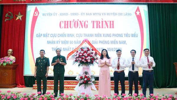 Huyện Chi Lăng tổ chức gặp mặt cựu chiến binh, cựu thanh niên xung phong tiêu biểu nhân kỷ niệm 50 năm ngày giải phóng miền Nam thống nhất đất nước