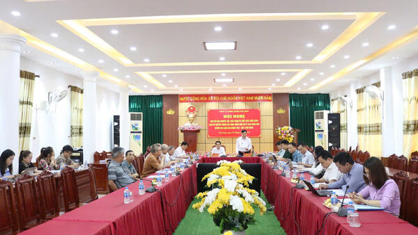 Chi Lăng: Tổ chức Hội nghị góp ý bản thảo lần 2 cuốn sách “Lịch sử truyền thống HĐND và UBND huyện giai đoạn 1945-2021”