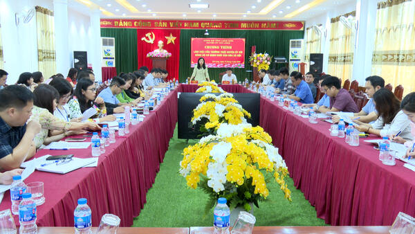 Thường trực Huyện ủy Chi Lăng  làm việc với Đảng bộ cơ quan khối văn hóa xã hội