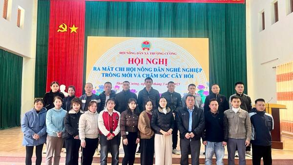 HỘI NÔNG DÂN HUYỆN CHI LĂNG TỔ CHỨC GIẢI NGÂN VỐN DỰ ÁN QUỸ HỖ TRỢ NÔNG DÂN NGUỒN TRUNG ƯƠNG VÀ RA MẮT CHI HỘI NÔNG DÂN NGHỀ NGHIỆP TRỒNG VÀ CHĂM SÓC CÂY HỒI TẠI XÃ THƯỢNG CƯỜNG