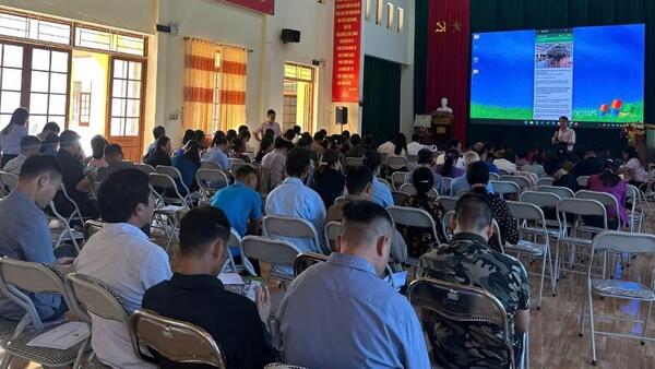 NGÂN HÀNG CHÍNH SÁCH XÃ HỘI HUYỆN CHI LĂNG TẬP HUẤN NGHIỆP VỤ CHO BAN QUẢN LÝ TỔ TIẾT KIỆM VÀ VAY VỐN