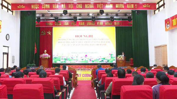 Xã Chi Lăng tổ chức Hội nghị hưởng ứng "Ngày Pháp luật Việt Nam" năm 2025.