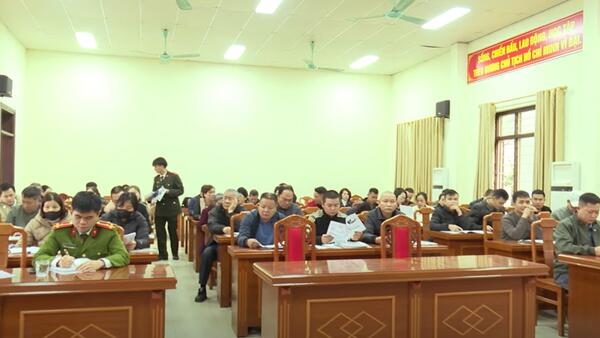 Công an xã Chi Lăng tuyên truyền về công tác truyền tin báo cháy và ứng dụng “Báo cháy 114”