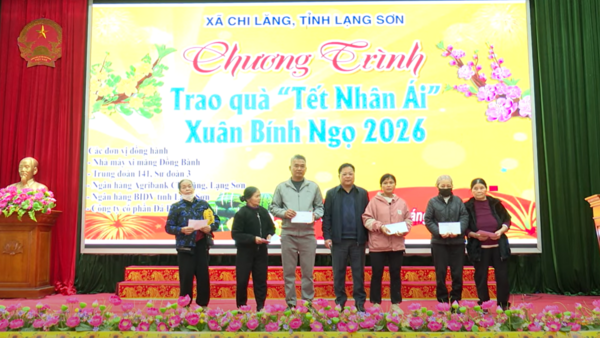UBND xã Chi Lăng trao quà Tết Nhân Ái xuân Bính Ngọ đượt 2 năm 2026
