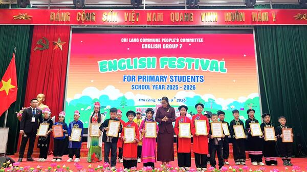 Đội thi xã Chi Lăng đạt giải Nhất tại Ngày hội Tiếng Anh năm học 2025–2026 cụm số 7