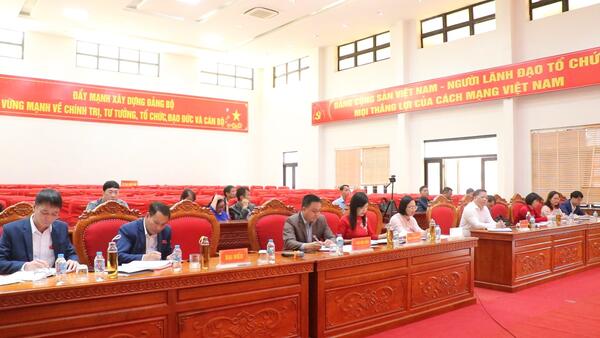 Kỳ họp thứ Sáu HĐND xã Chi Lăng khóa XX