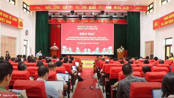 Xã Chi Lăng bồi dưỡng kiến thức khoa học công nghệ, đổi mới sáng tạo, kỹ năng số, công nghệ số năm 2026
