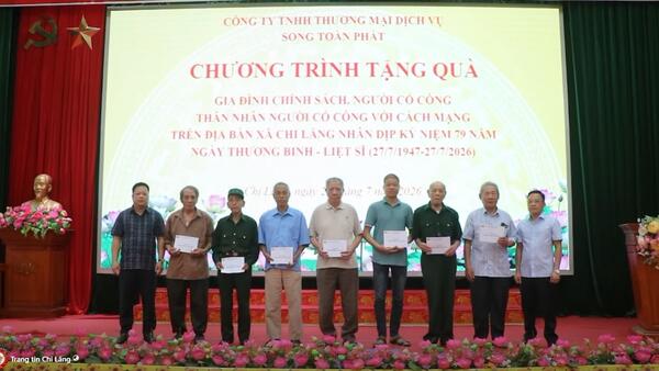 Công ty Song Toàn Phát tặng 20 suất quà nhân dịp kỷ niệm Ngày Thương binh - Liệt sĩ