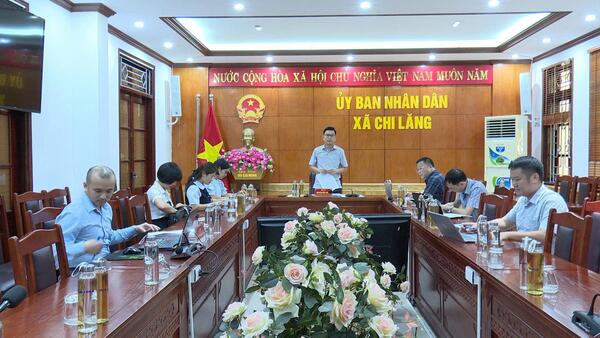 Đảng ủy xã Chi Lăng kiểm tra tại Đảng ủy UBND xã Chi Lăng